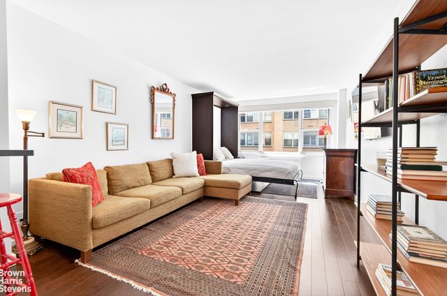 520 E 72nd St Apt 3G, New York City, NY 10021