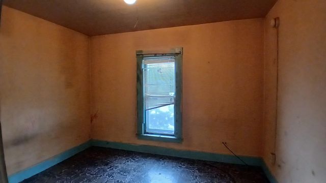 12 Pleasant Street, Barre City, VT 05641