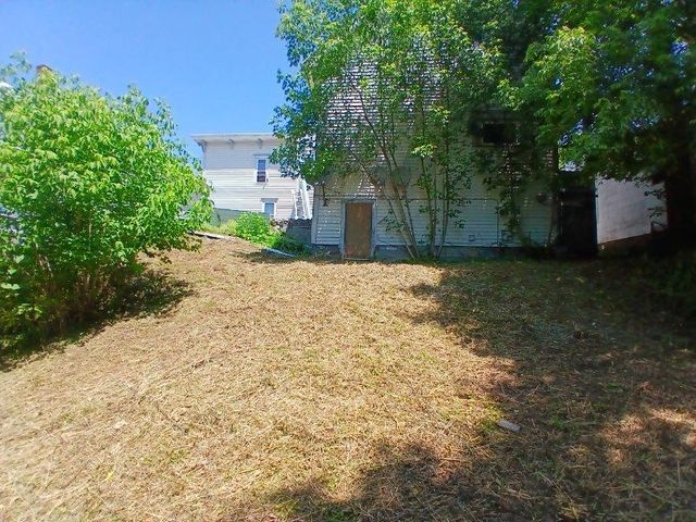 12 Pleasant Street, Barre City, VT 05641