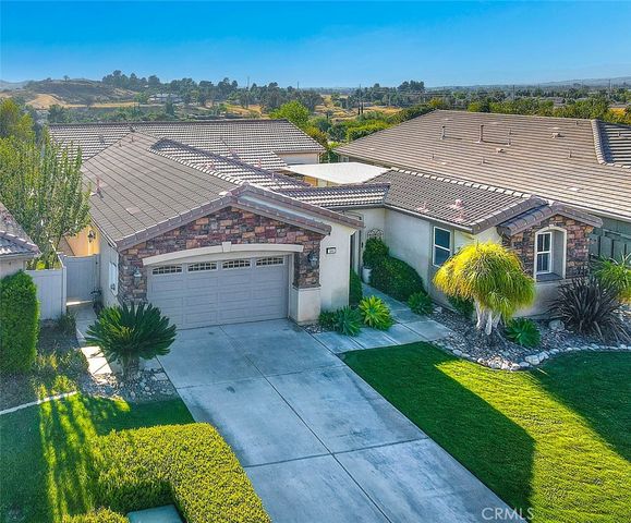 381 Mesa Verde, Beaumont, CA 92223