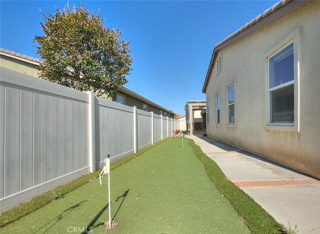381 Mesa Verde, Beaumont, CA 92223