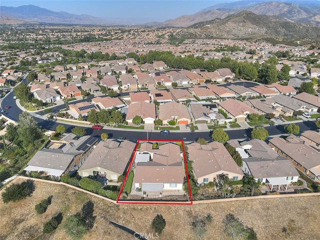 381 Mesa Verde, Beaumont, CA 92223