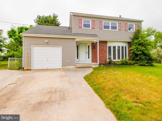 300 MACCLELLAND AVE, Glassboro, NJ 08028