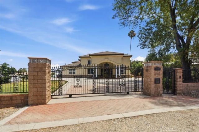 2448 Desire, La Puente, CA 91748