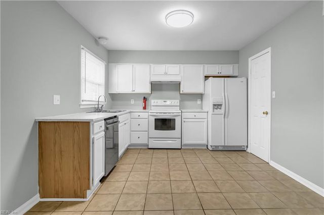 360 Susan Constant DR, Newport News, VA 23608