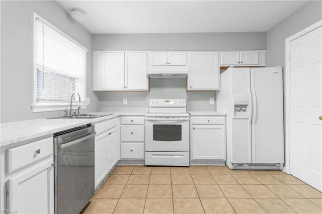 360 Susan Constant DR, Newport News, VA 23608