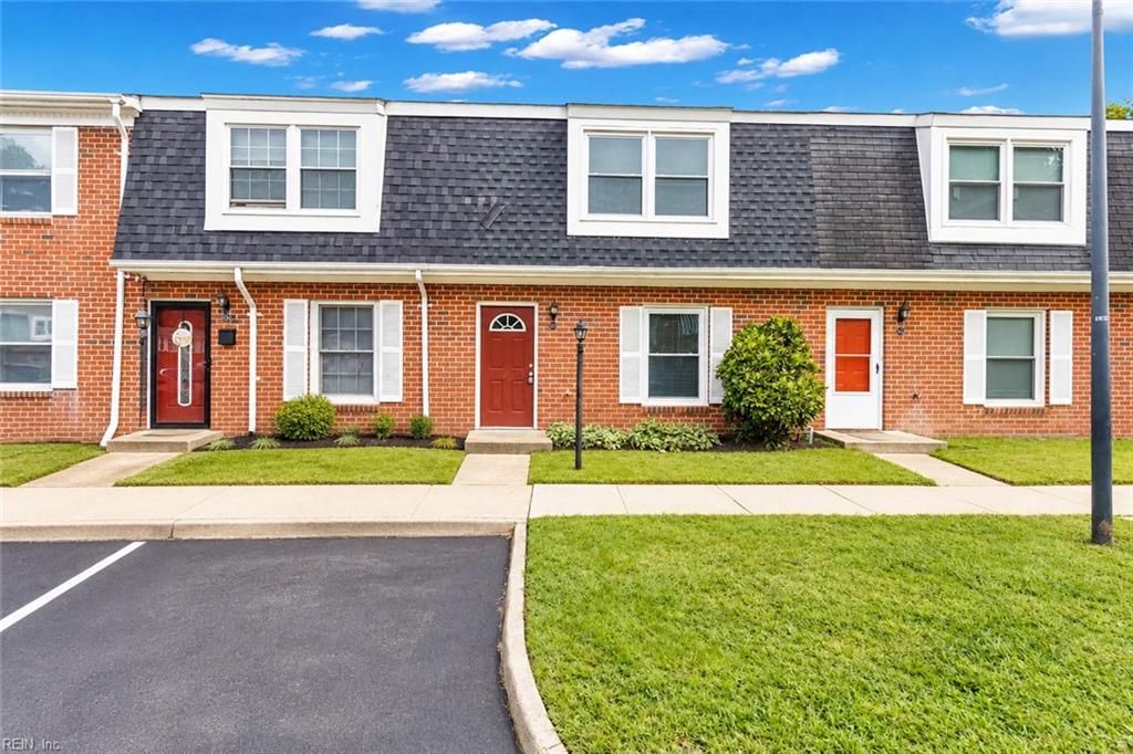 360 Susan Constant DR, Newport News, VA 23608