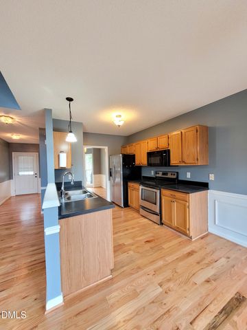 134 Solstice Circle, Cary, NC 27513