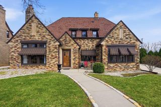 228 N Pinecrest STREET, Milwaukee, WI 53208