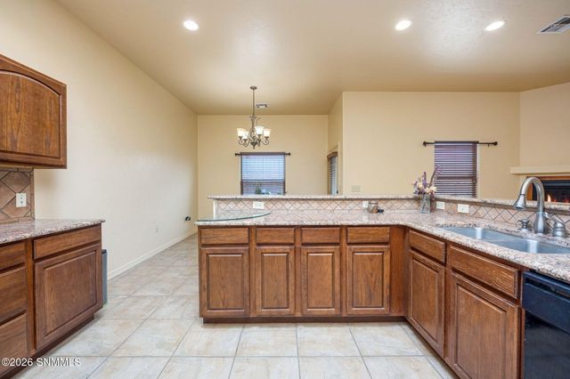 3884 Adriatic Road, Las Cruces, NM 88012
