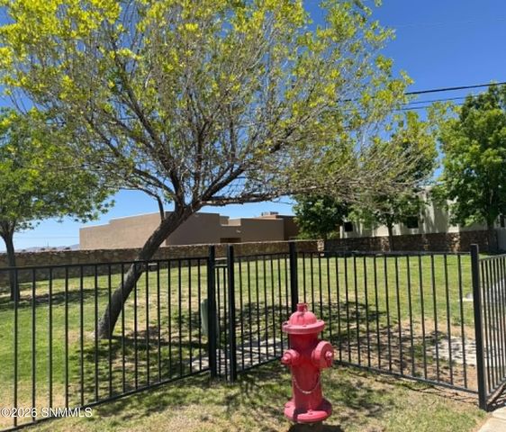 3884 Adriatic Road, Las Cruces, NM 88012