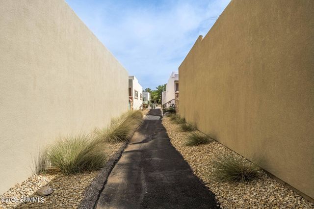 3884 Adriatic Road, Las Cruces, NM 88012