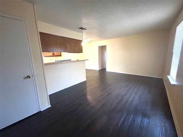 2303 Lido Lane, Arlington, TX 76015