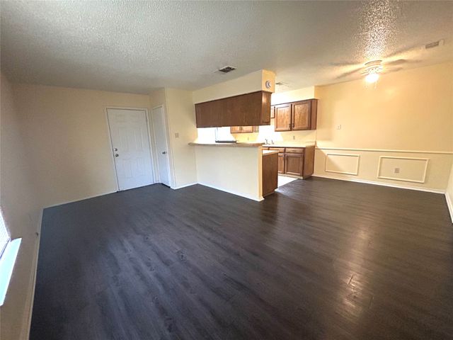 2303 Lido Lane, Arlington, TX 76015