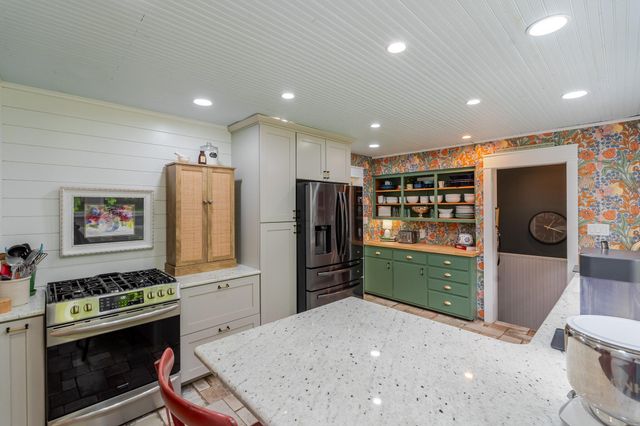 106 Garden Trail, Michigan City, IN 46360
