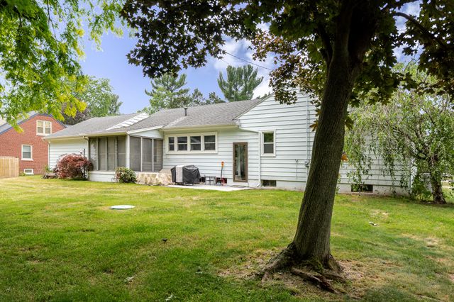 106 Garden Trail, Michigan City, IN 46360