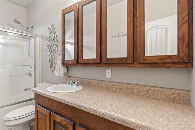 9207 and 9209 Coker Road, Gentry, AR 72734