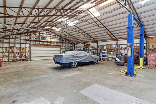 9207 and 9209 Coker Road, Gentry, AR 72734