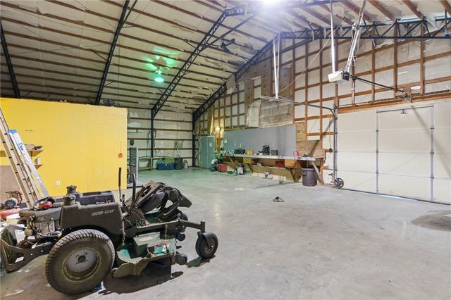 9207 and 9209 Coker Road, Gentry, AR 72734