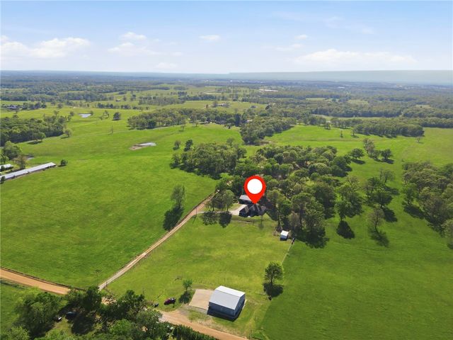 9207 and 9209 Coker Road, Gentry, AR 72734