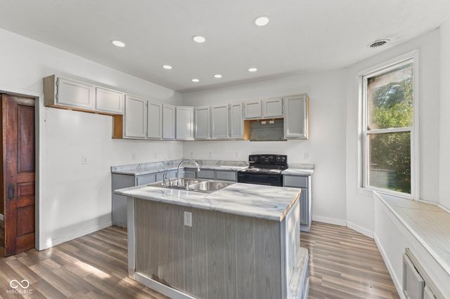 9577 N Crawford Street, Knightsville, IN 47857