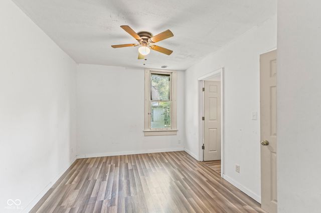 9577 N Crawford Street, Knightsville, IN 47857