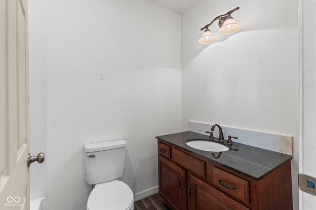 9577 N Crawford Street, Knightsville, IN 47857