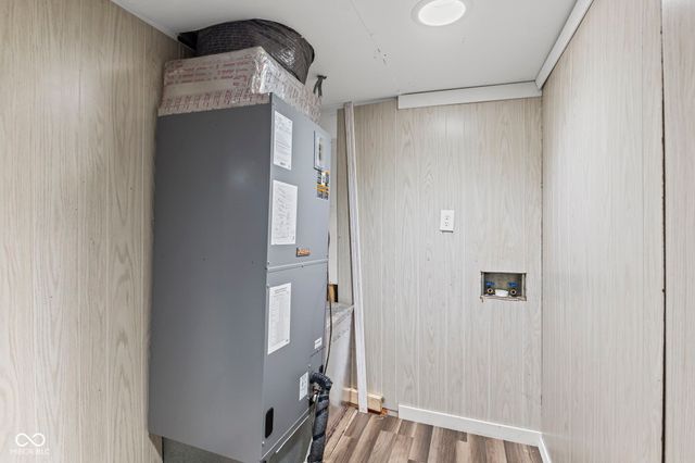 9577 N Crawford Street, Knightsville, IN 47857