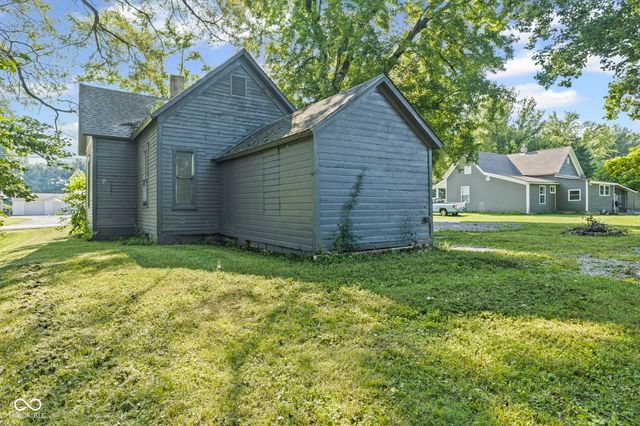 9577 N Crawford Street, Knightsville, IN 47857