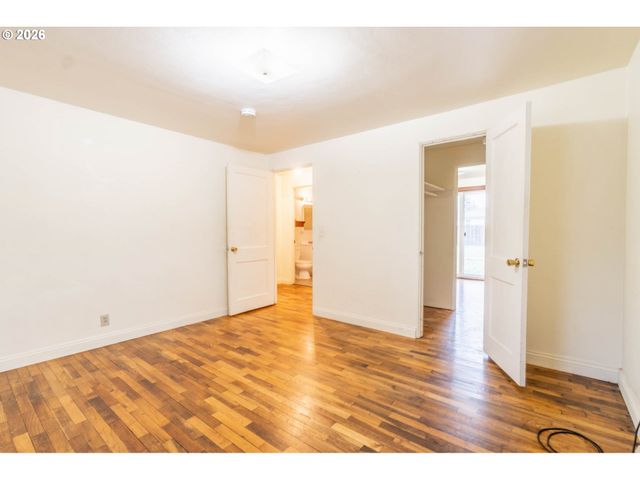 2749 HILYARD St, Eugene, OR 97405