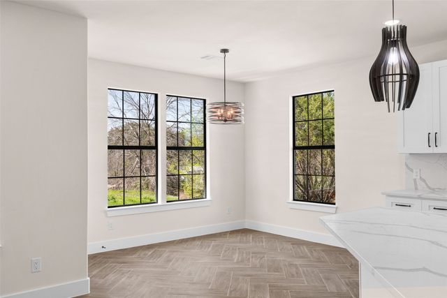 2418 Beverly Drive, Granbury, TX 76048