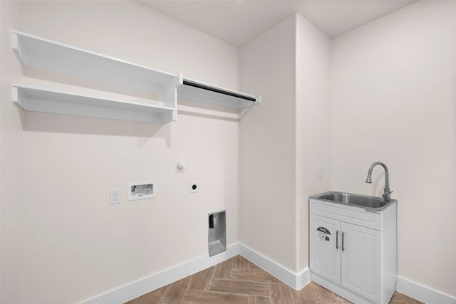 2418 Beverly Drive, Granbury, TX 76048