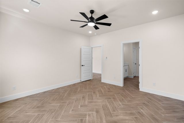 2418 Beverly Drive, Granbury, TX 76048