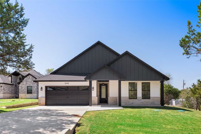 2418 Beverly Drive, Granbury, TX 76048