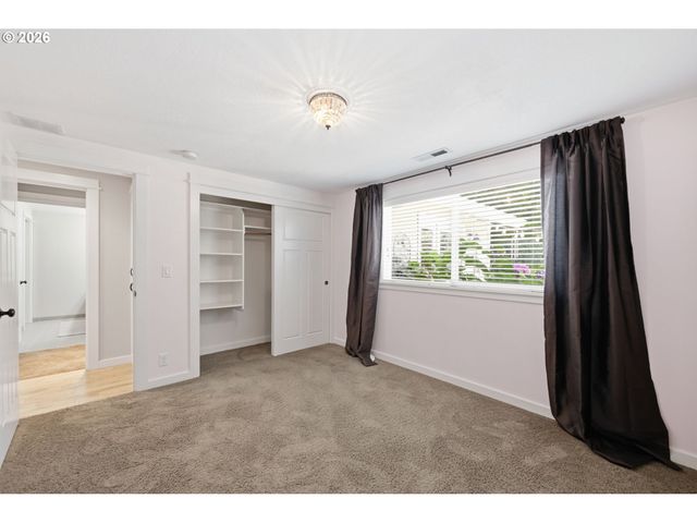 2171 BIRCHWOOD Ave, Eugene, OR 97401