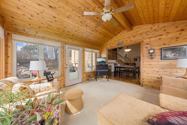 14837 Crestview Avenue W, Rosemount, MN 55068