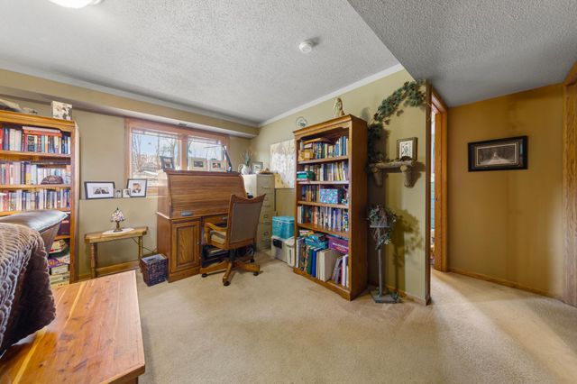 14837 Crestview Avenue W, Rosemount, MN 55068