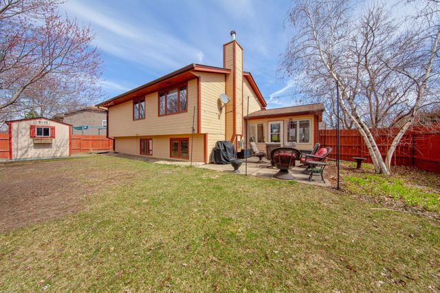 14837 Crestview Avenue W, Rosemount, MN 55068