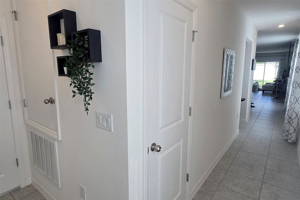 Image 38 of property listing at 5539 MADDIE DR DRIVE, Haines City, FL 33844