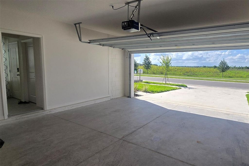 Image 39 of property listing at 5539 MADDIE DR DRIVE, Haines City, FL 33844