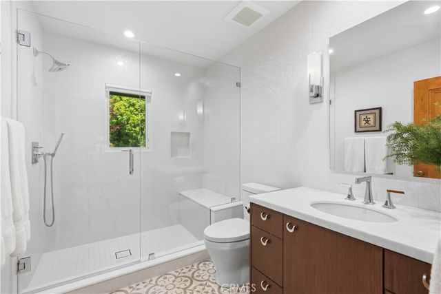 15946 Woodvale, Encino, CA 91436