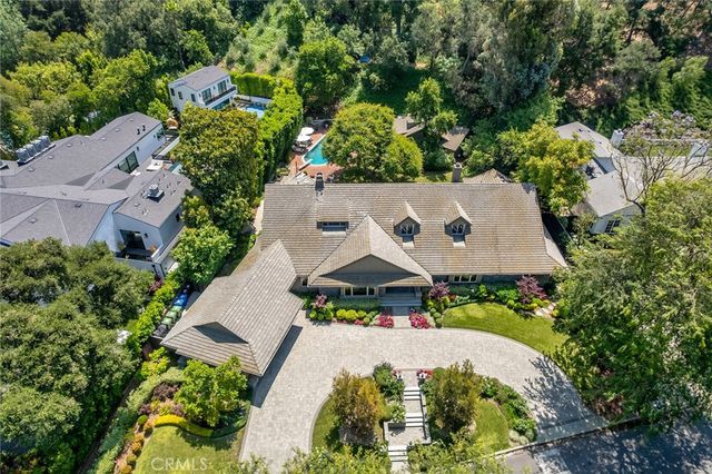 15946 Woodvale, Encino, CA 91436