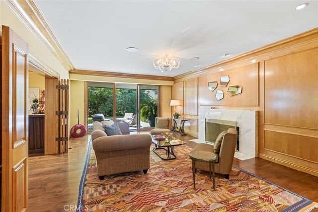 15946 Woodvale, Encino, CA 91436