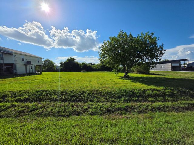 LOTS 29-30 BLK 90 16th Street, San Leon, TX 77539