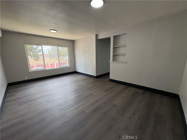 2001 E Wilshire Avenue 4, Fullerton, CA 92831