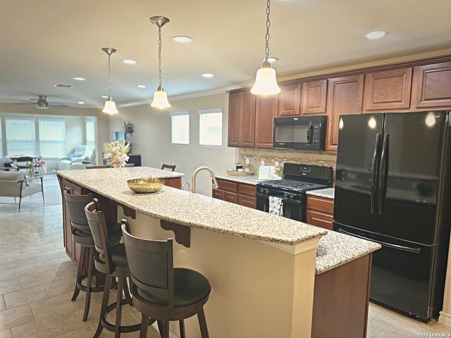 13047 Cache Creek, San Antonio, TX 78253