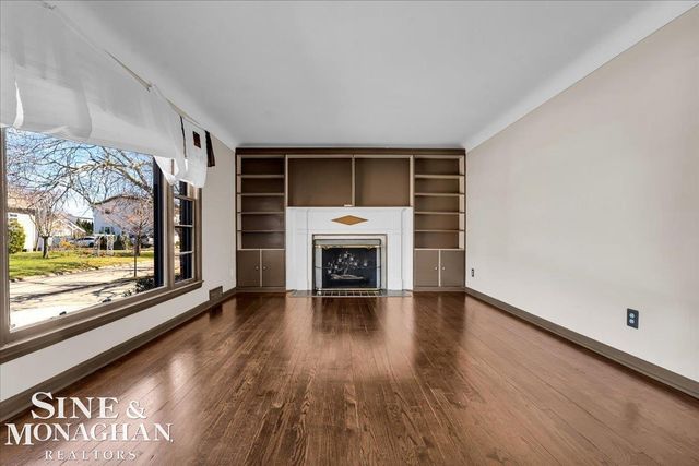 22616 Madison Street, Saint Clair Shores, MI 48081