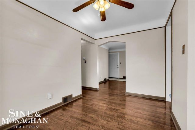 22616 Madison Street, Saint Clair Shores, MI 48081