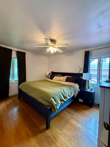 402 S Na Wa Ta Avenue, Mount Prospect, IL 60056