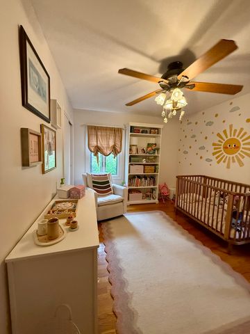 402 S Na Wa Ta Avenue, Mount Prospect, IL 60056